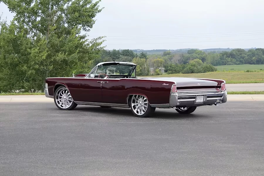 1965 Lincoln Continental 4th Gen - Image 8 of 31
