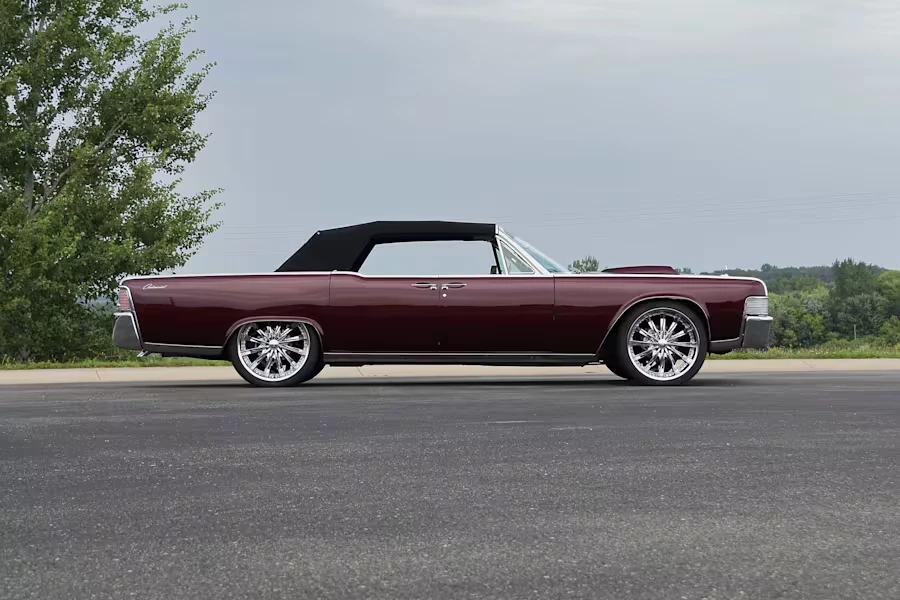 1965 Lincoln Continental 4th Gen - Image 2 of 31