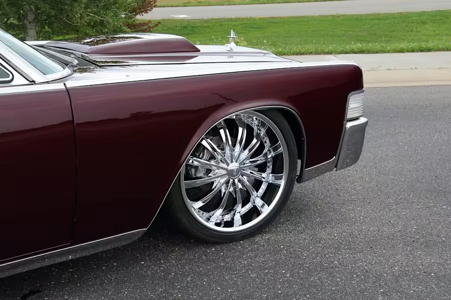 1965 Lincoln Continental 4th Gen - Image 22 of 31