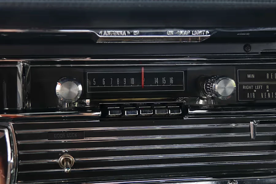 1965 Lincoln Continental 4th Gen - Image 28 of 31