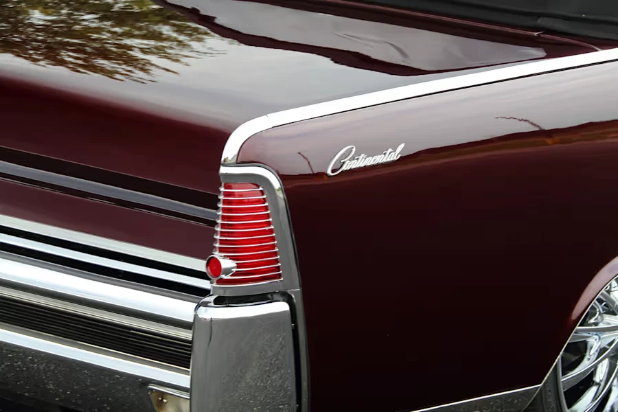 1965 Lincoln Continental 4th Gen - Image 14 of 31