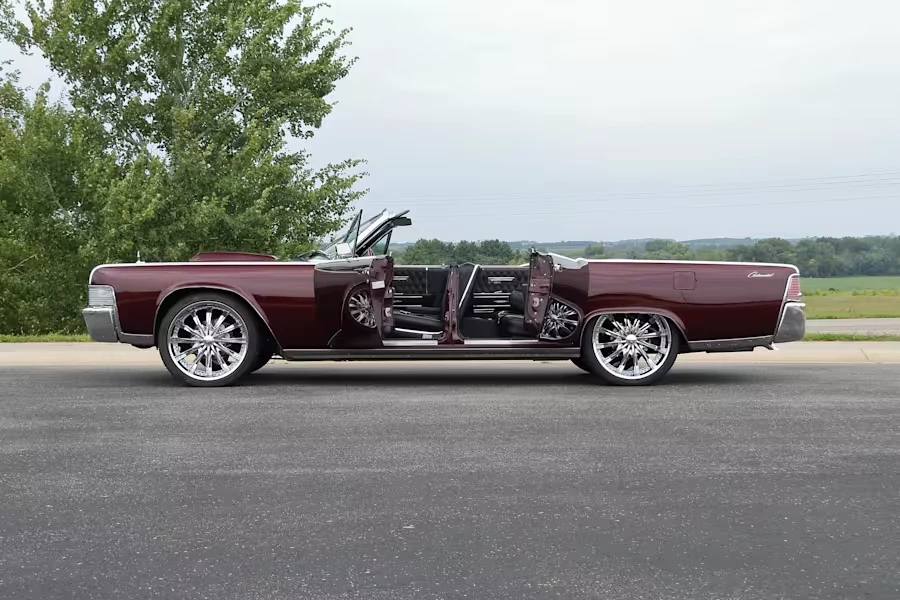 1965 Lincoln Continental 4th Gen - Image 19 of 31