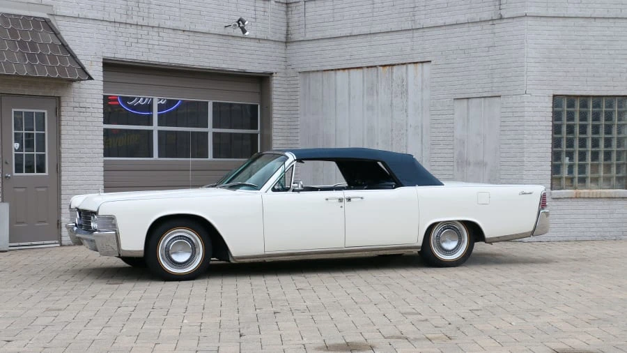 1965 Lincoln Continental 4th Gen - Image 2 of 11