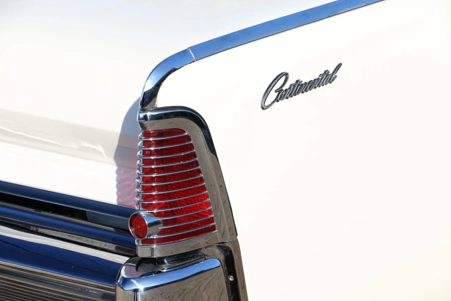 1965 Lincoln Continental 4th Gen - Image 8 of 11