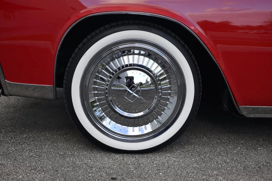 1965 Lincoln Continental 4th Gen - Image 28 of 31