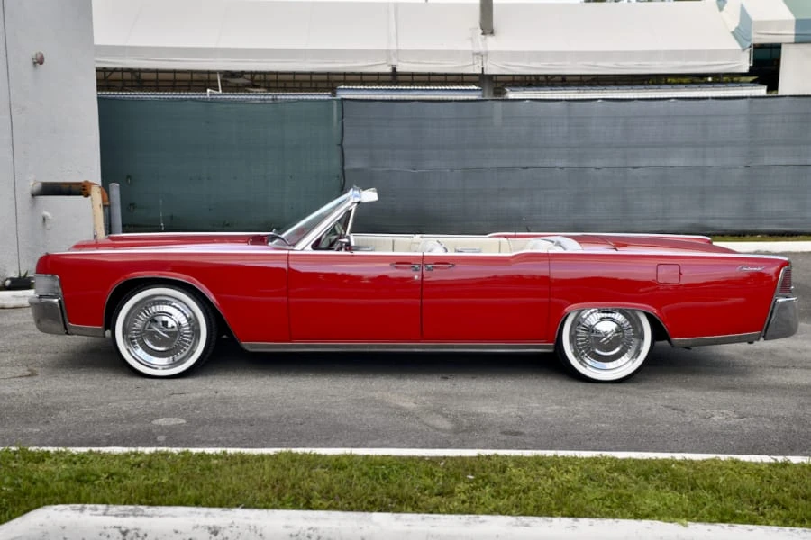 1965 Lincoln Continental 4th Gen - Image 11 of 31