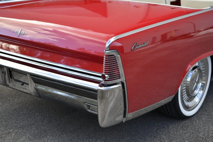 1965 Lincoln Continental 4th Gen - Image 25 of 31