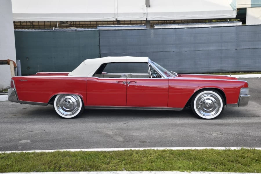1965 Lincoln Continental 4th Gen - Image 10 of 31