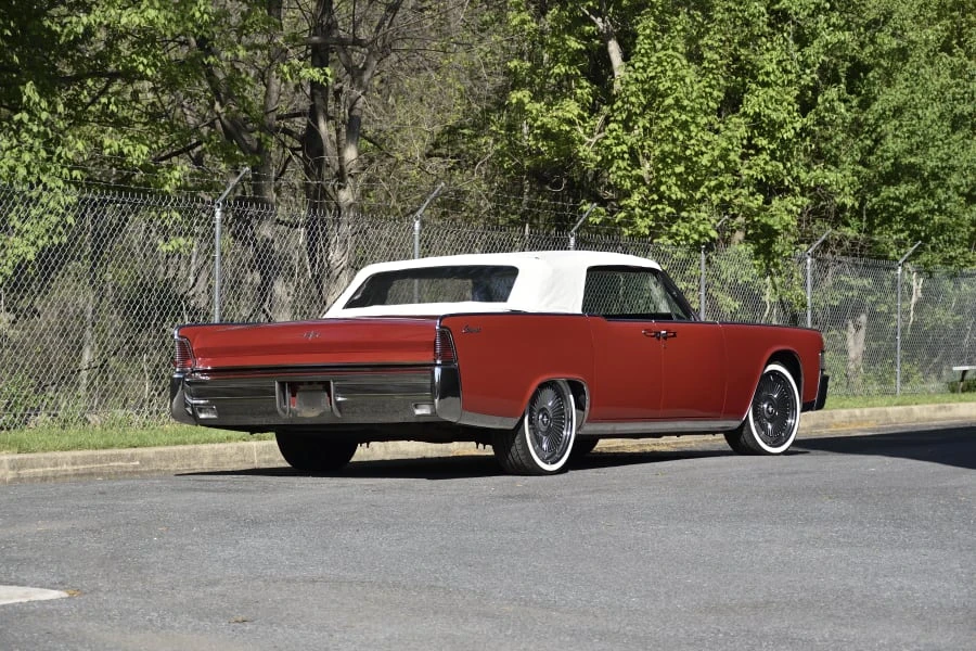 1965 Lincoln Continental 4th Gen - Image 20 of 31