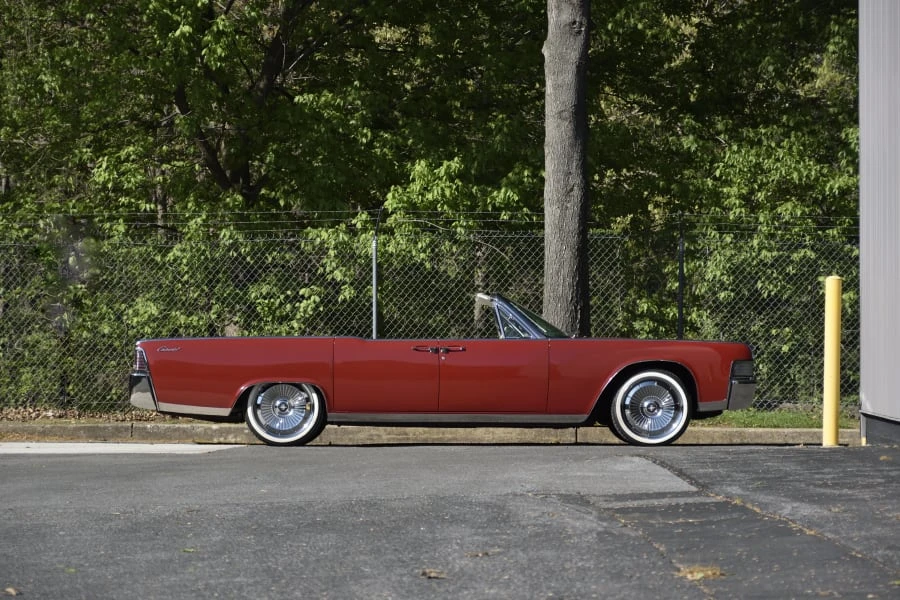 1965 Lincoln Continental 4th Gen - Image 18 of 31