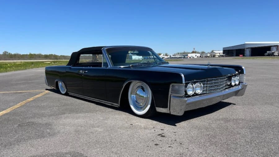 1965 Lincoln Continental 4th Gen - Image 4 of 14