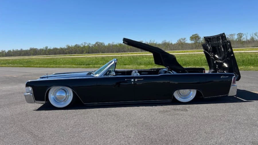 1965 Lincoln Continental 4th Gen - Image 5 of 14