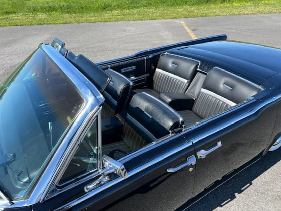 1965 Lincoln Continental 4th Gen - Image 11 of 14