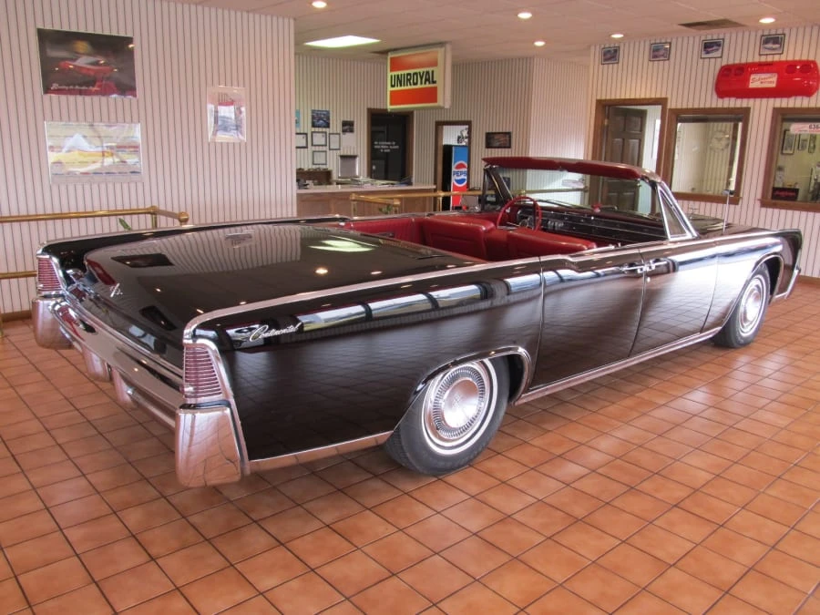 1965 Lincoln Continental 4th Gen - Image 3 of 12