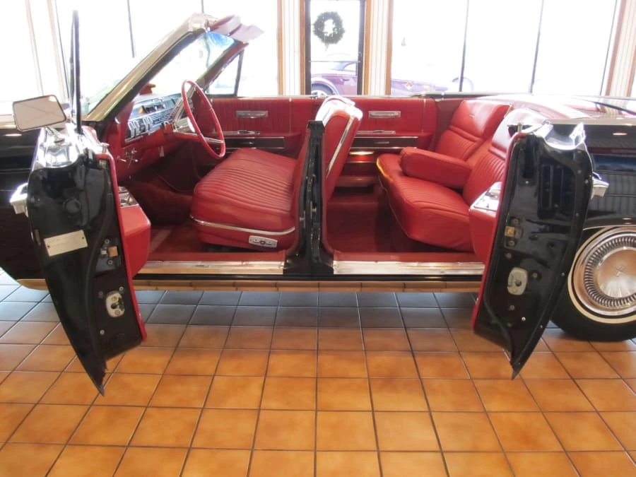 1965 Lincoln Continental 4th Gen - Image 7 of 12