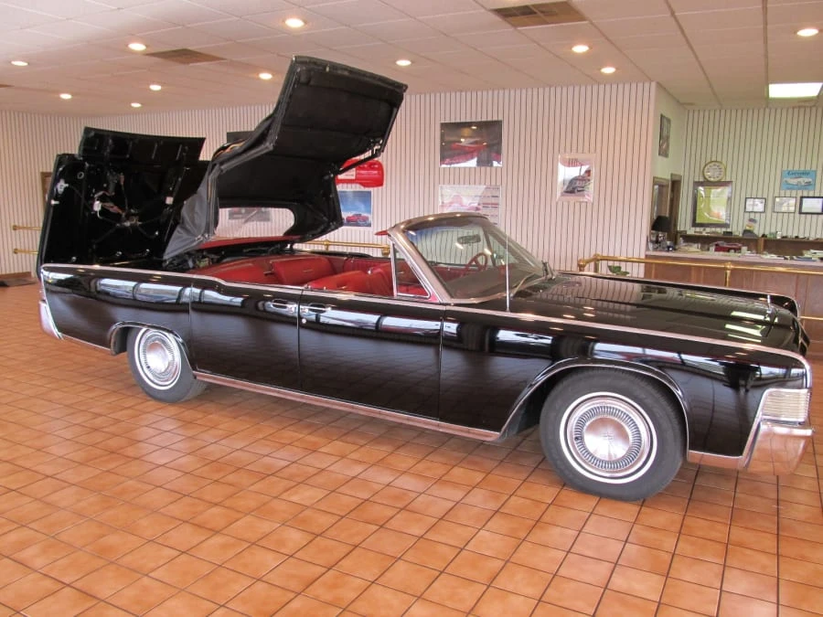 1965 Lincoln Continental 4th Gen - Image 10 of 12