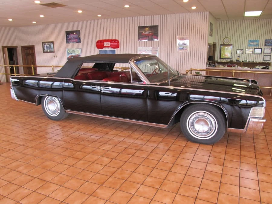 1965 Lincoln Continental 4th Gen - Image 12 of 12
