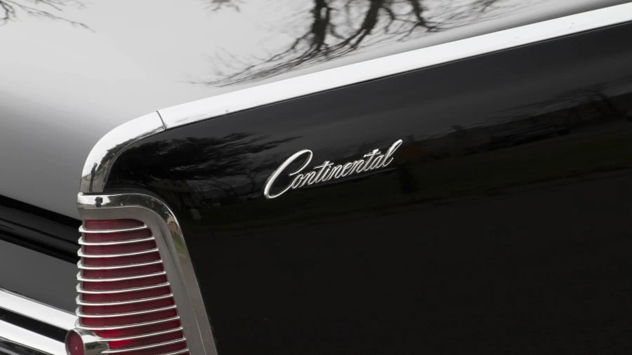 1965 Lincoln Continental 4th Gen - Image 11 of 12