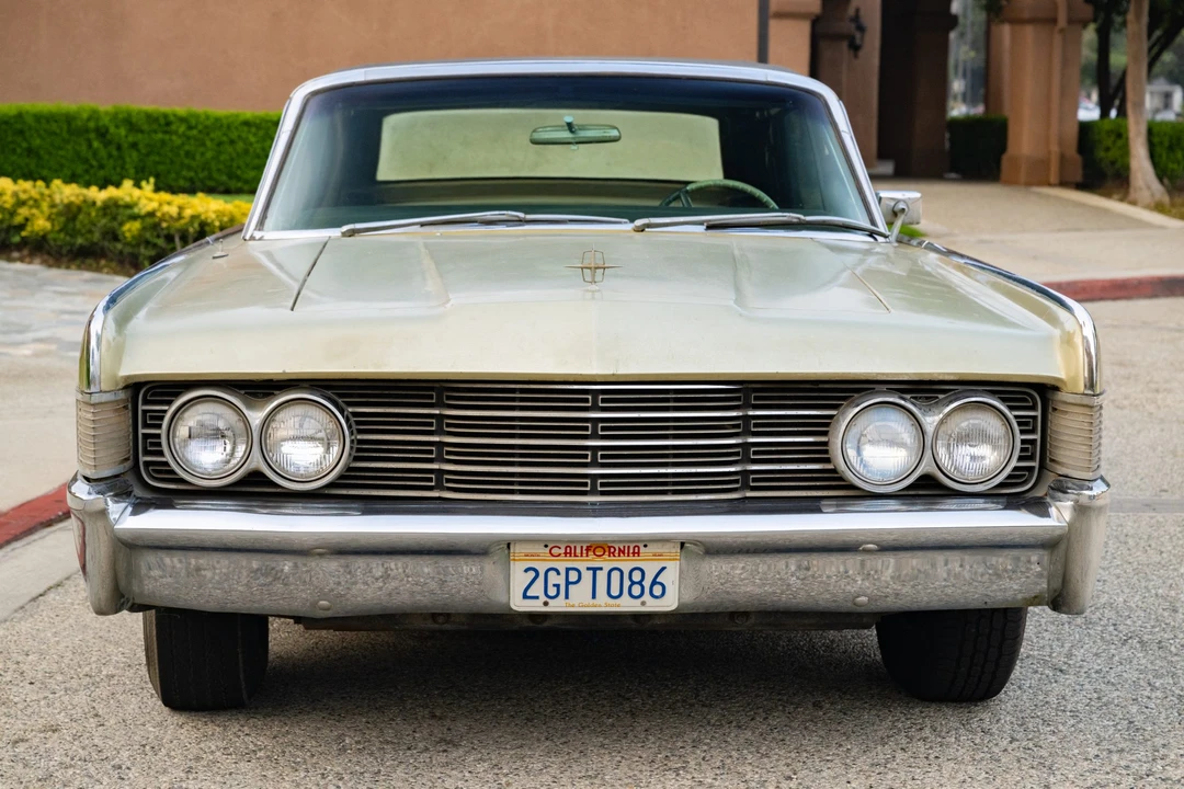 1965 Lincoln Continental 4th Gen - Image 4 of 31