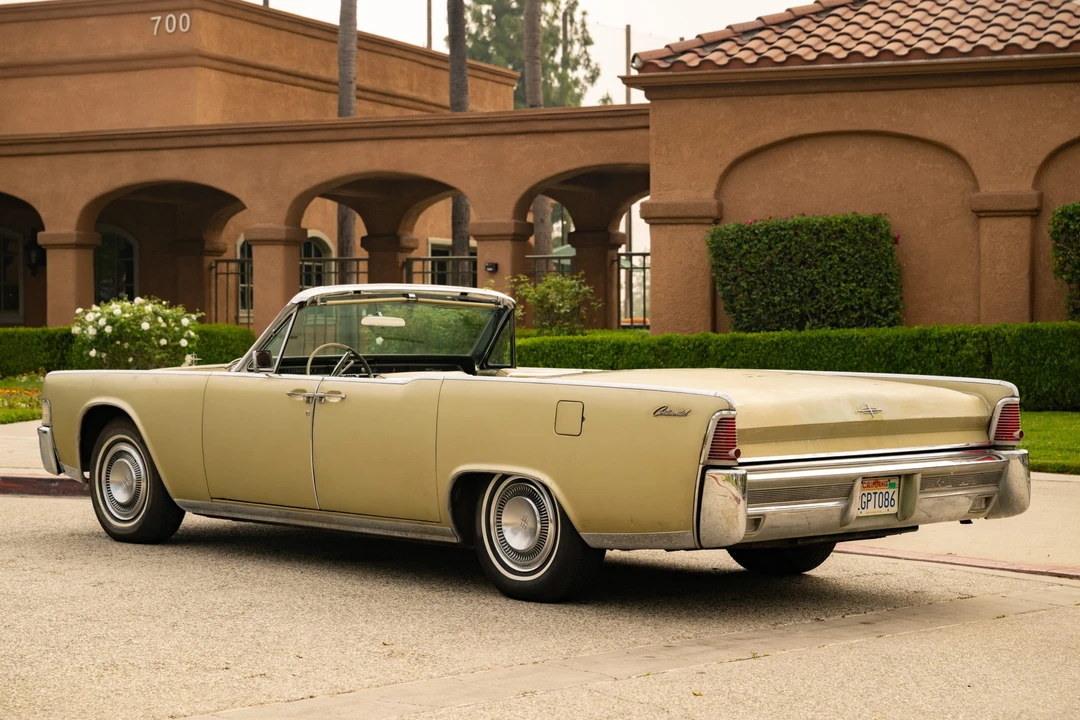1965 Lincoln Continental 4th Gen - Image 27 of 31