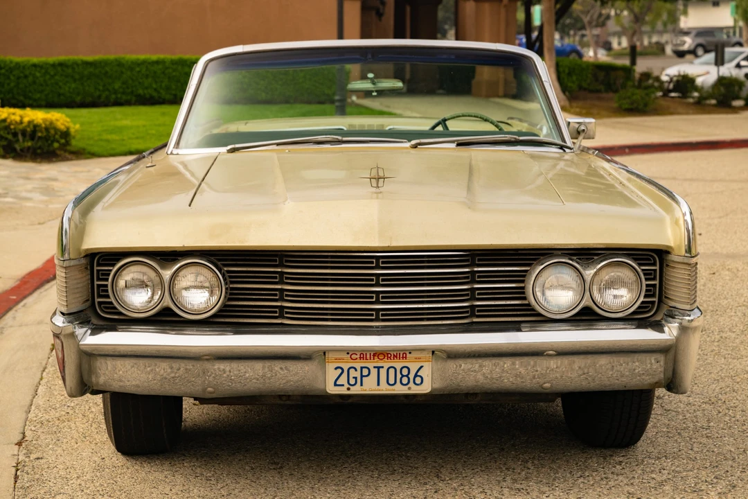 1965 Lincoln Continental 4th Gen - Image 19 of 31