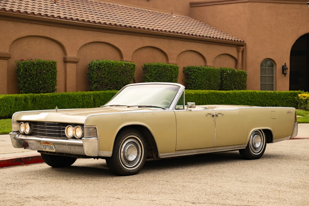 1965 Lincoln Continental 4th Gen - Image 15 of 31