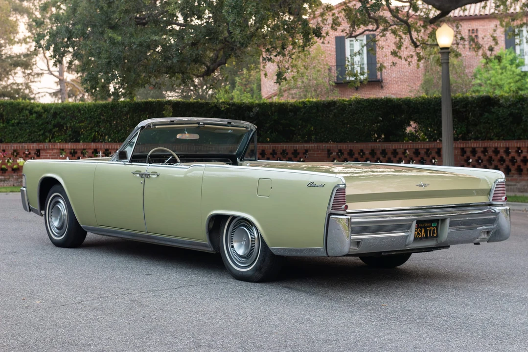 1965 Lincoln Continental 4th Gen - Image 6 of 31