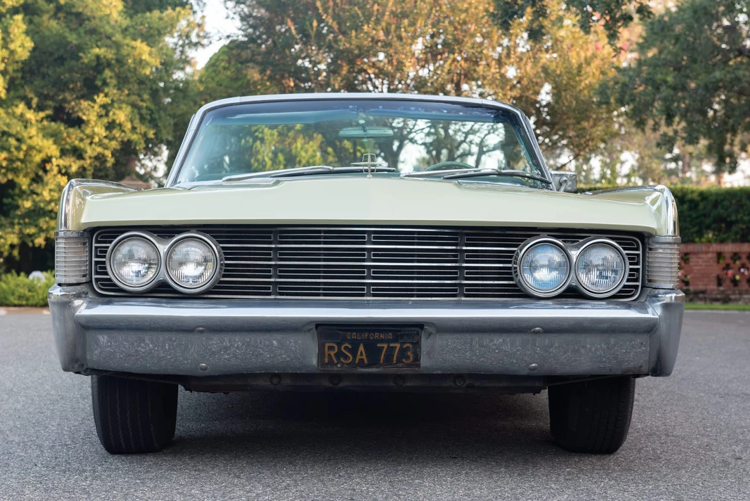 1965 Lincoln Continental 4th Gen - Image 26 of 31