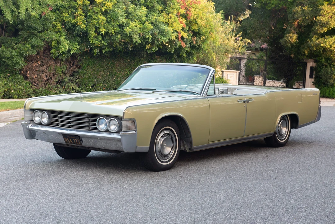 1965 Lincoln Continental 4th Gen - Image 3 of 31