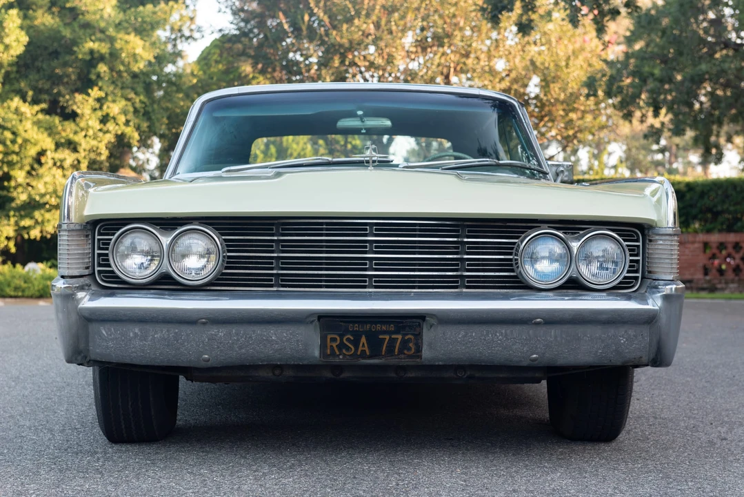 1965 Lincoln Continental 4th Gen - Image 24 of 31