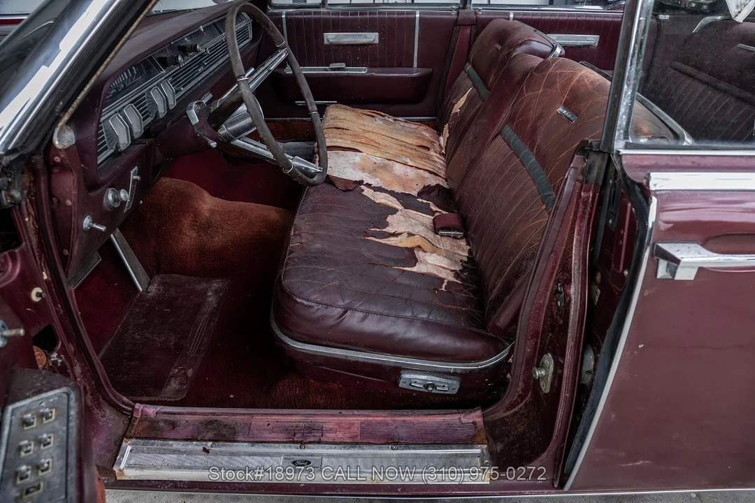1965 Lincoln Continental 4th Gen - Image 19 of 31