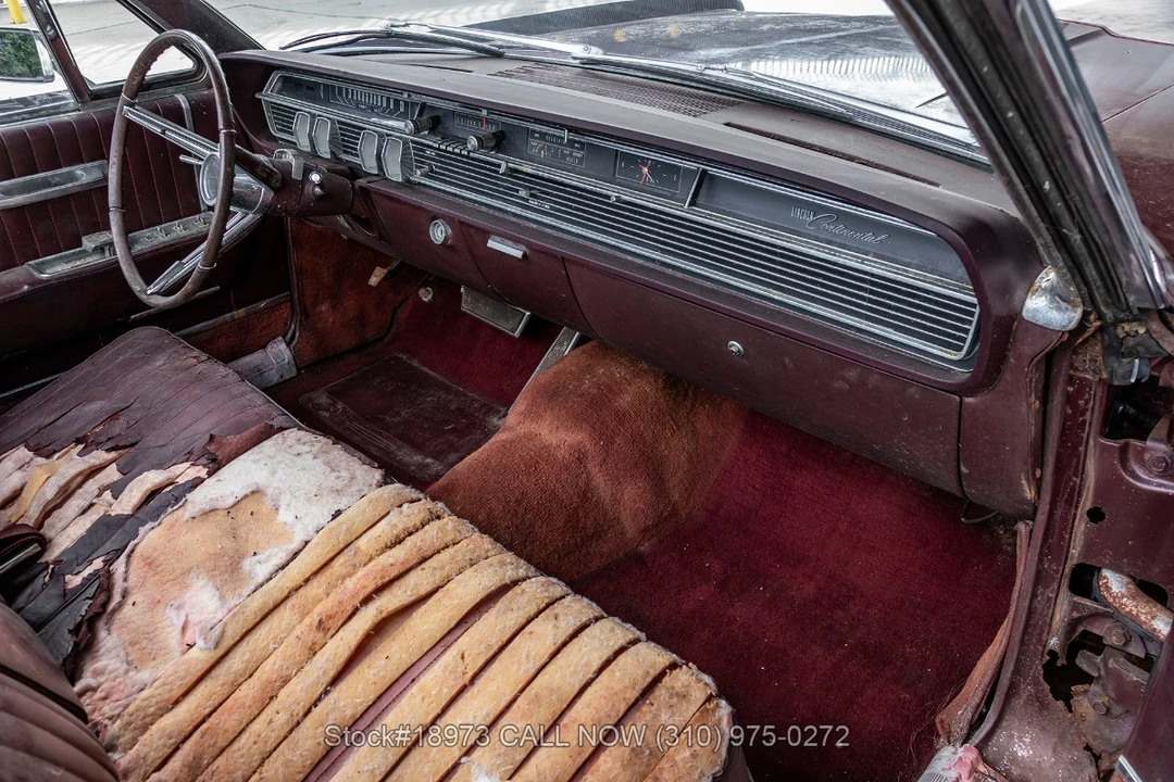 1965 Lincoln Continental 4th Gen - Image 26 of 31