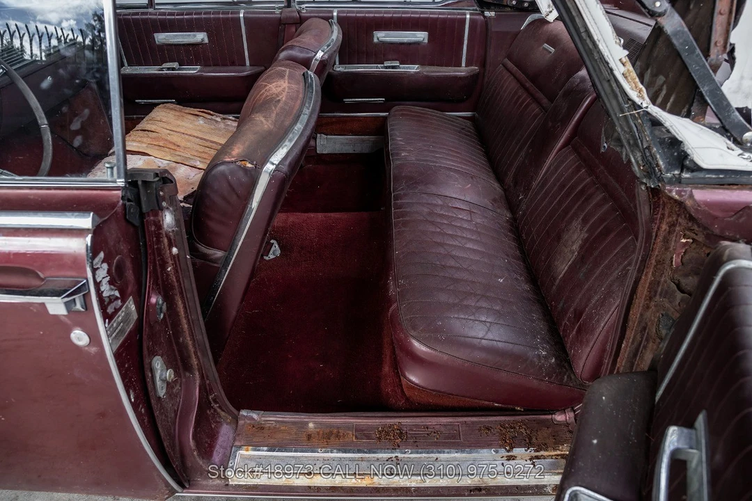 1965 Lincoln Continental 4th Gen - Image 20 of 31