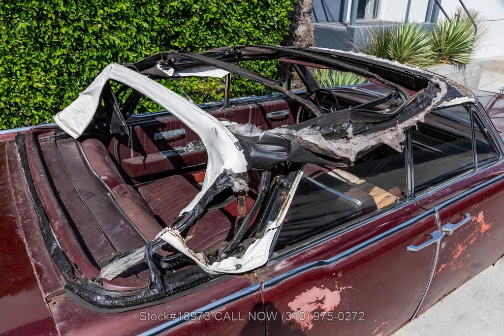 1965 Lincoln Continental 4th Gen - Image 9 of 12
