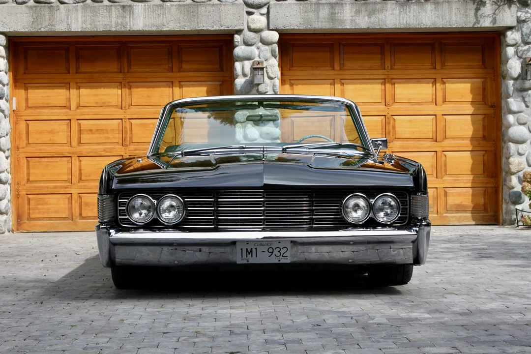1965 Lincoln Continental 4th Gen - Image 13 of 31