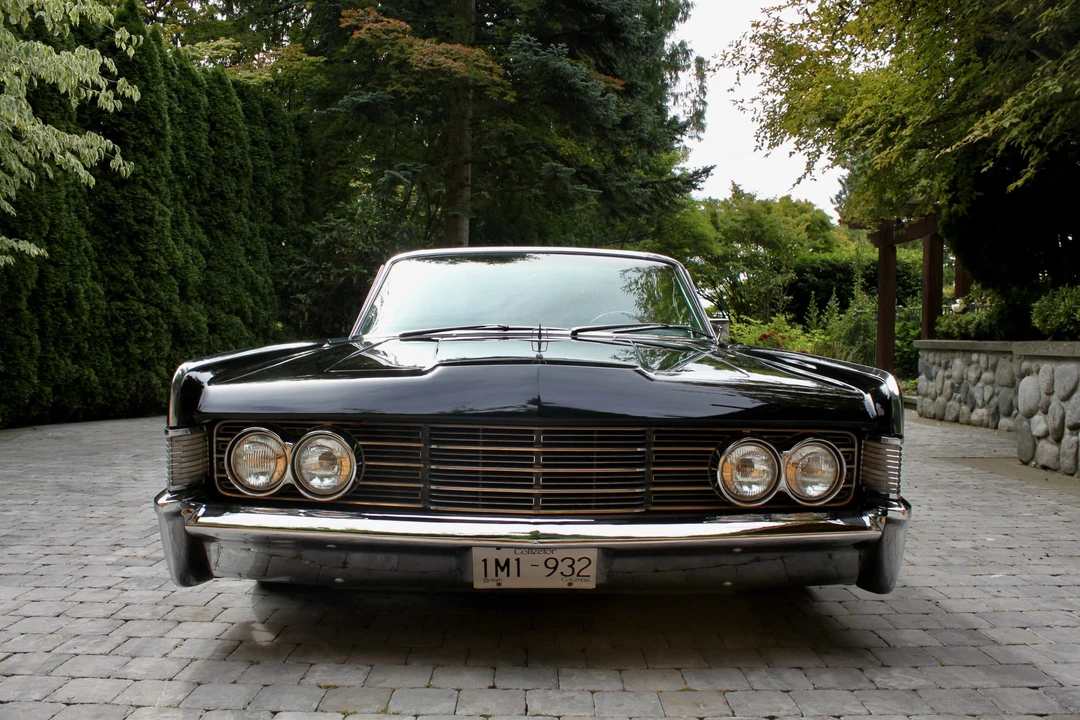1965 Lincoln Continental 4th Gen - Image 16 of 31