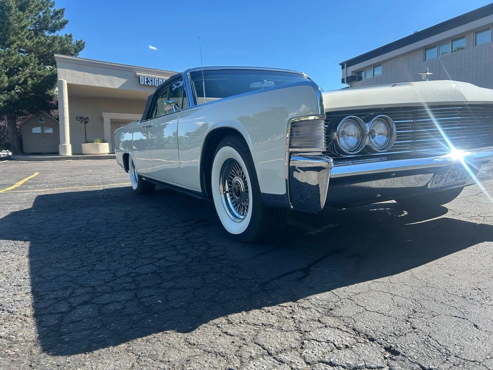 1965 Lincoln Continental 4th Gen - Image 28 of 31