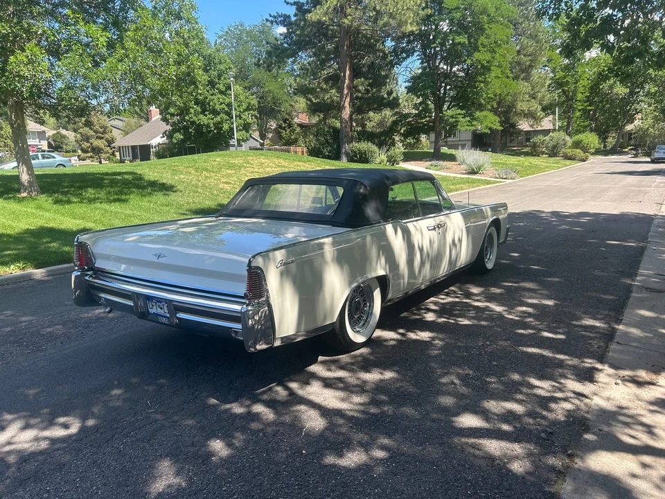 1965 Lincoln Continental 4th Gen - Image 14 of 31
