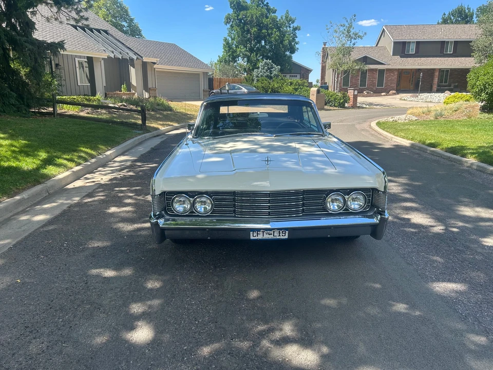 1965 Lincoln Continental 4th Gen - Image 6 of 31