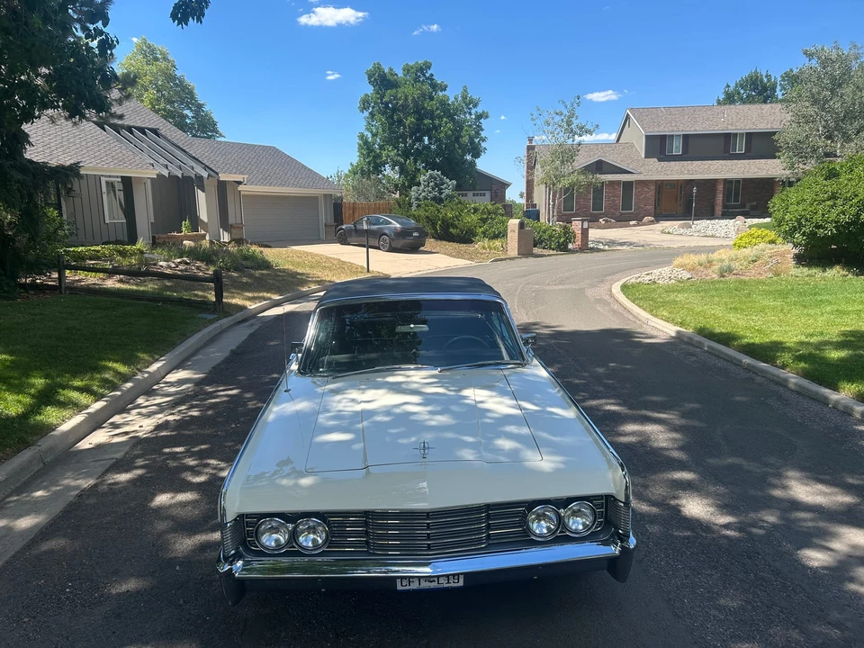 1965 Lincoln Continental 4th Gen - Image 7 of 31