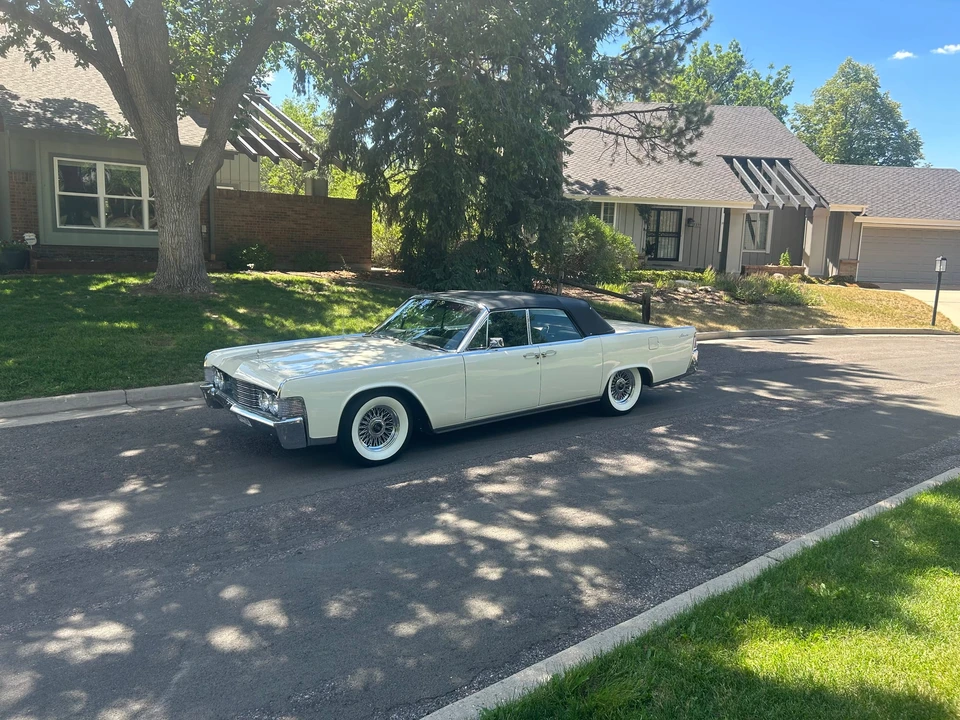 1965 Lincoln Continental 4th Gen - Image 2 of 31
