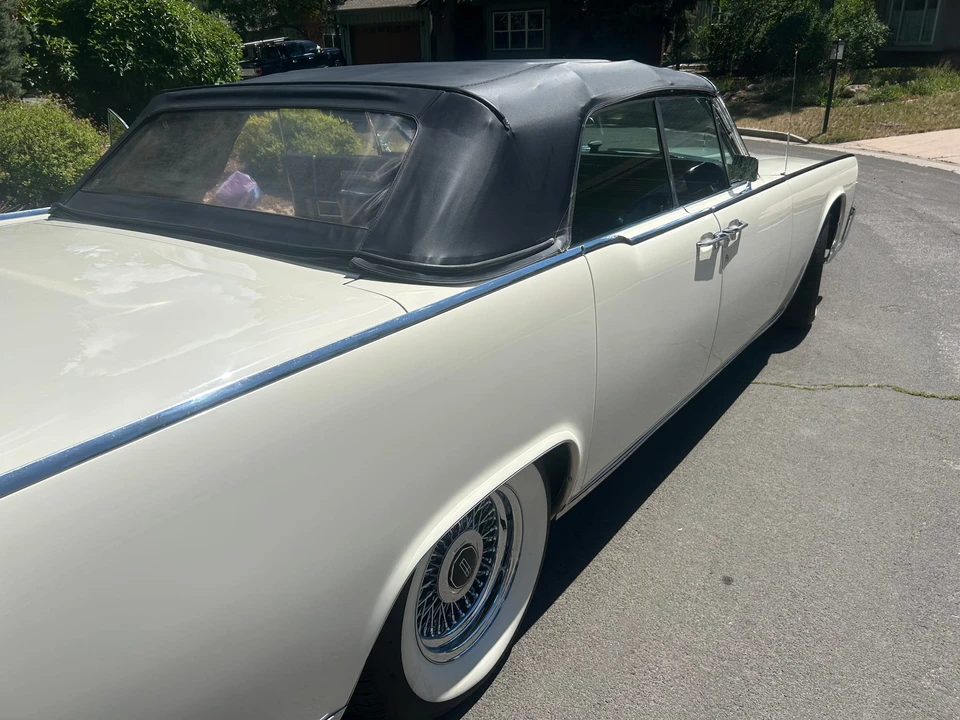 1965 Lincoln Continental 4th Gen - Image 26 of 31