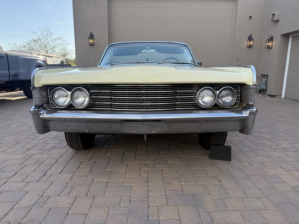1965 Lincoln Continental 4th Gen - Image 4 of 31