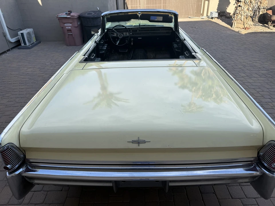 1965 Lincoln Continental 4th Gen - Image 20 of 31