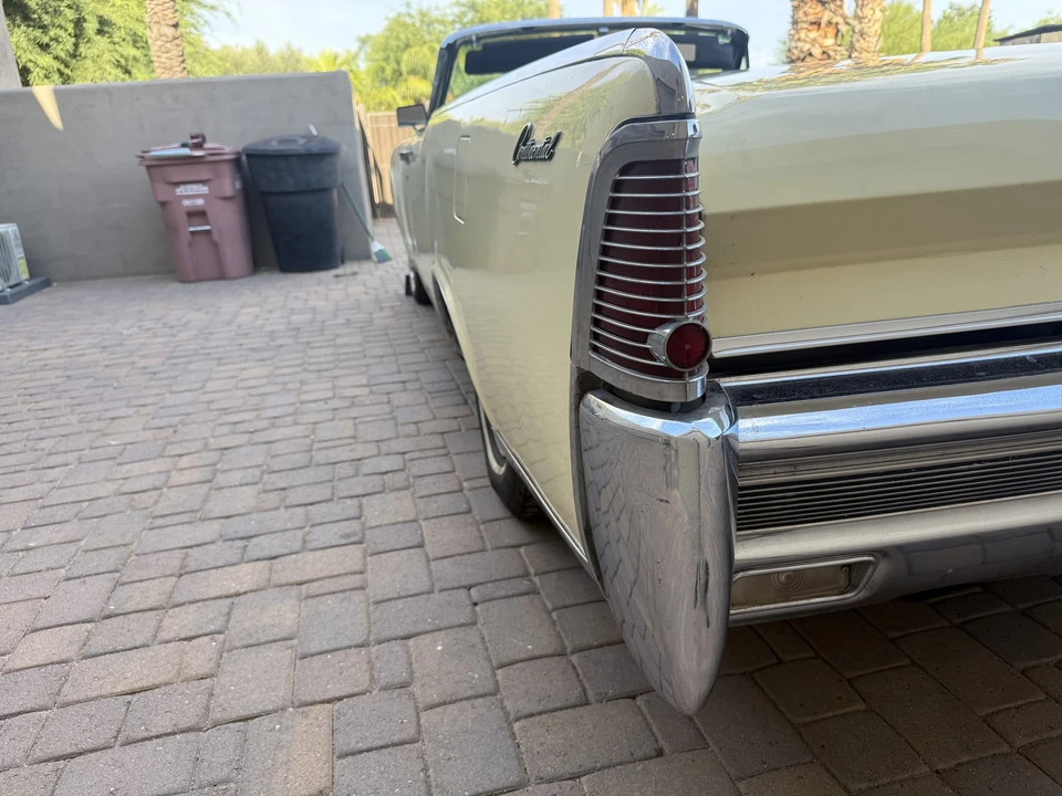 1965 Lincoln Continental 4th Gen - Image 21 of 31