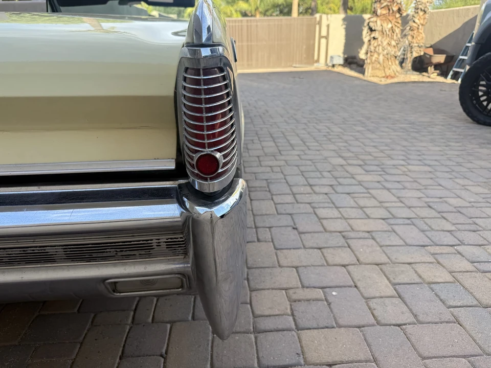 1965 Lincoln Continental 4th Gen - Image 28 of 31