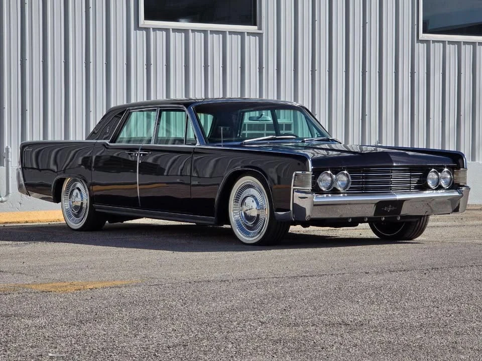 1965 Lincoln Continental 4th Gen - Image 7 of 16