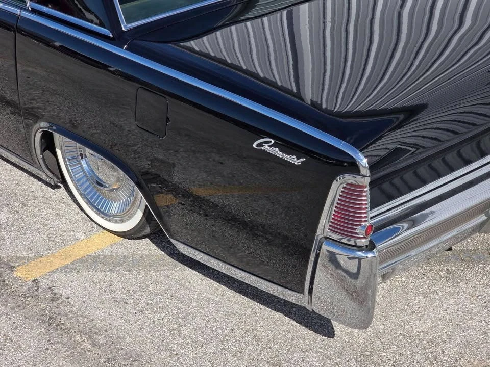 1965 Lincoln Continental 4th Gen - Image 12 of 16