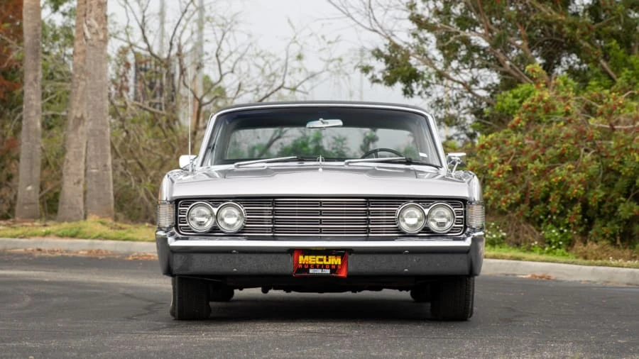 1965 Lincoln Continental 4th Gen - Image 10 of 19