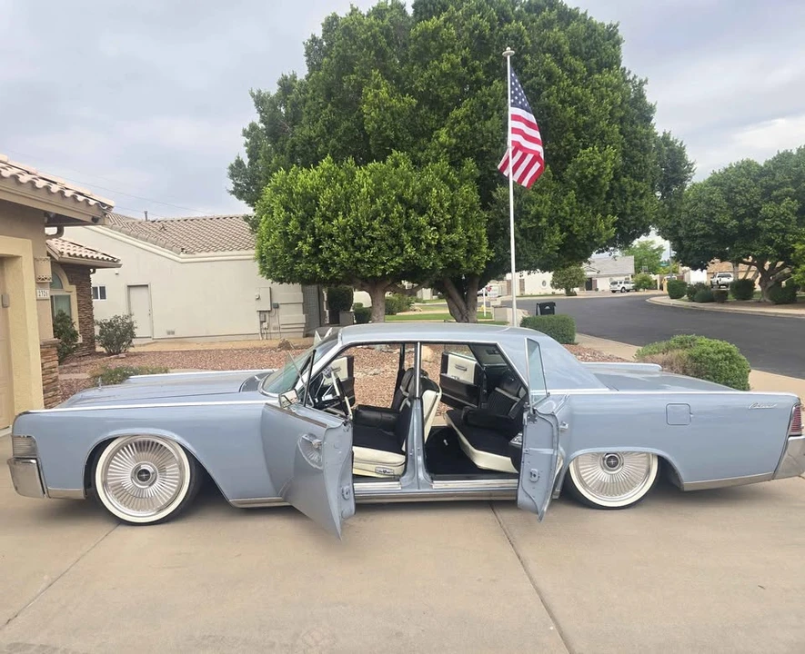 1965 Lincoln Continental 4th Gen - Image 3 of 5